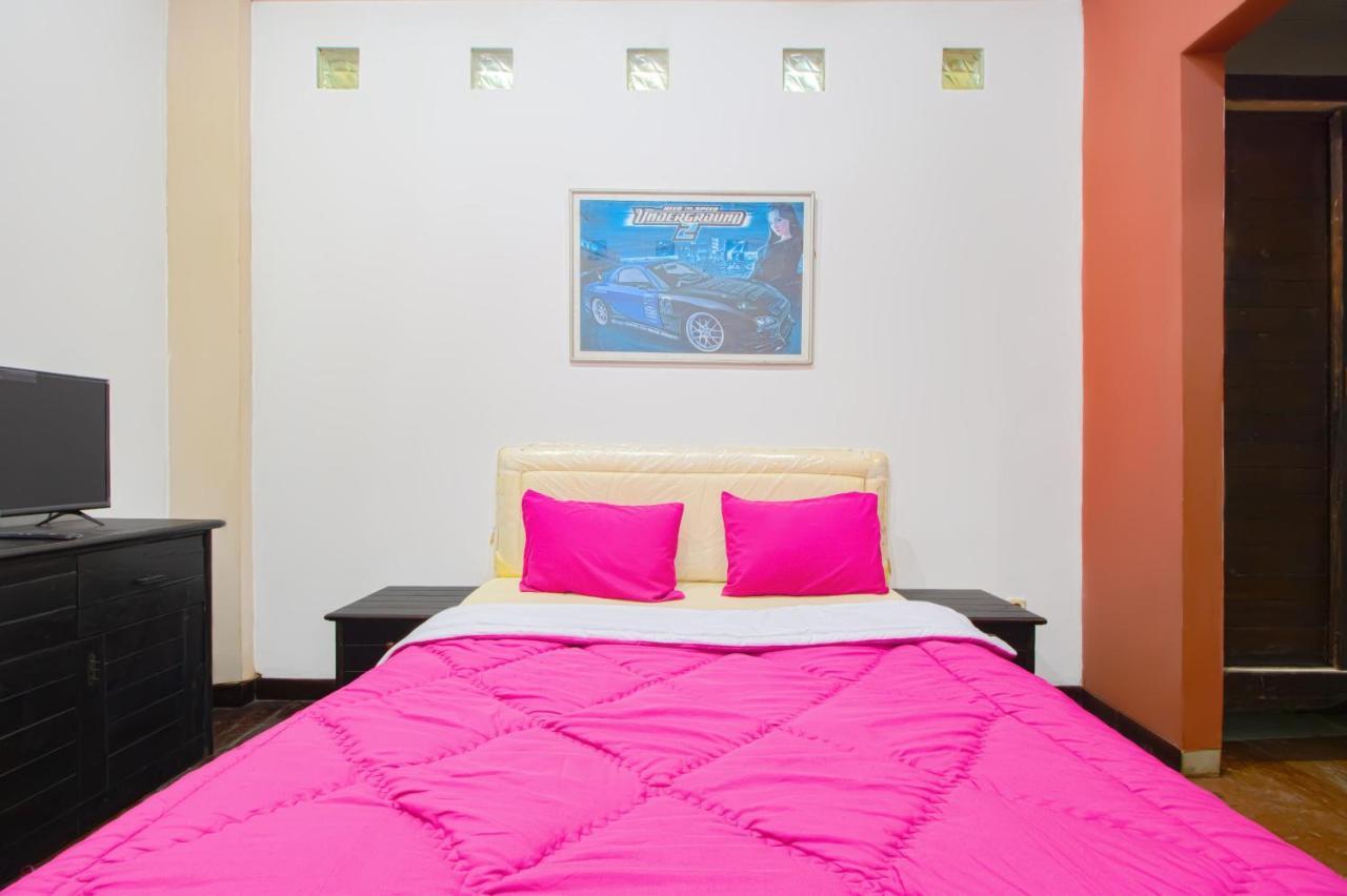 Capital O 90696 Tobana House Bintaro Jacarta Exterior foto