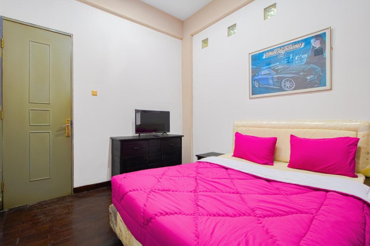 Capital O 90696 Tobana House Bintaro Jacarta Exterior foto