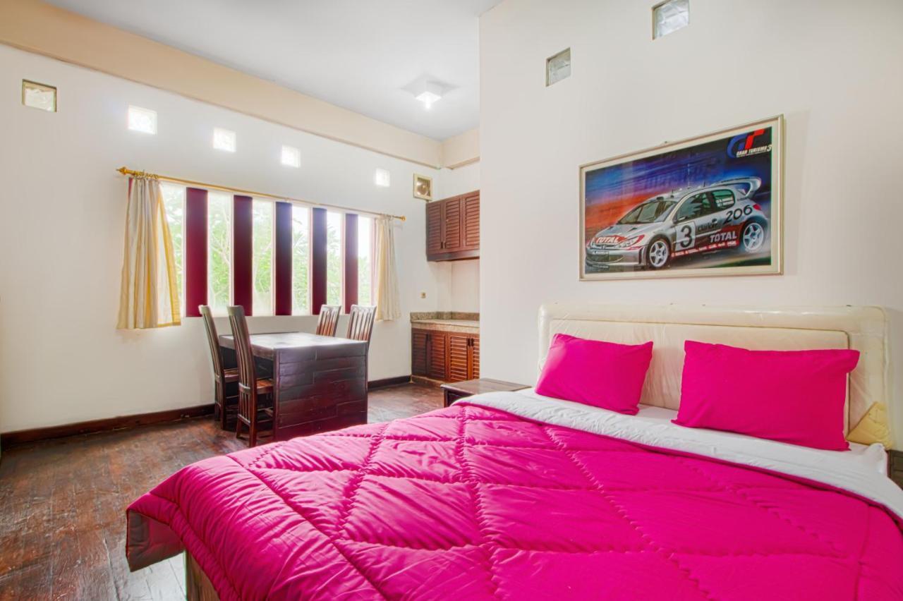 Capital O 90696 Tobana House Bintaro Jacarta Exterior foto