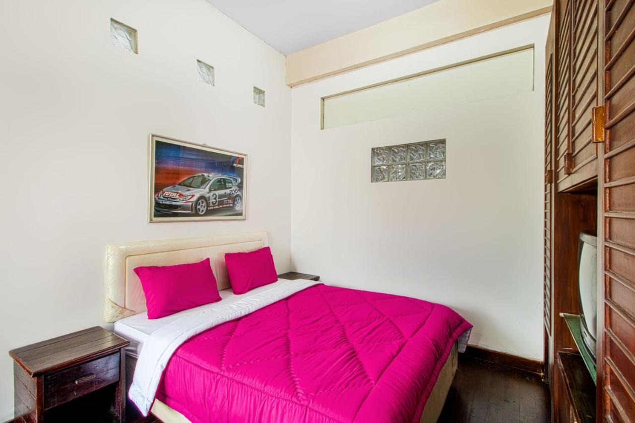 Capital O 90696 Tobana House Bintaro Jacarta Exterior foto