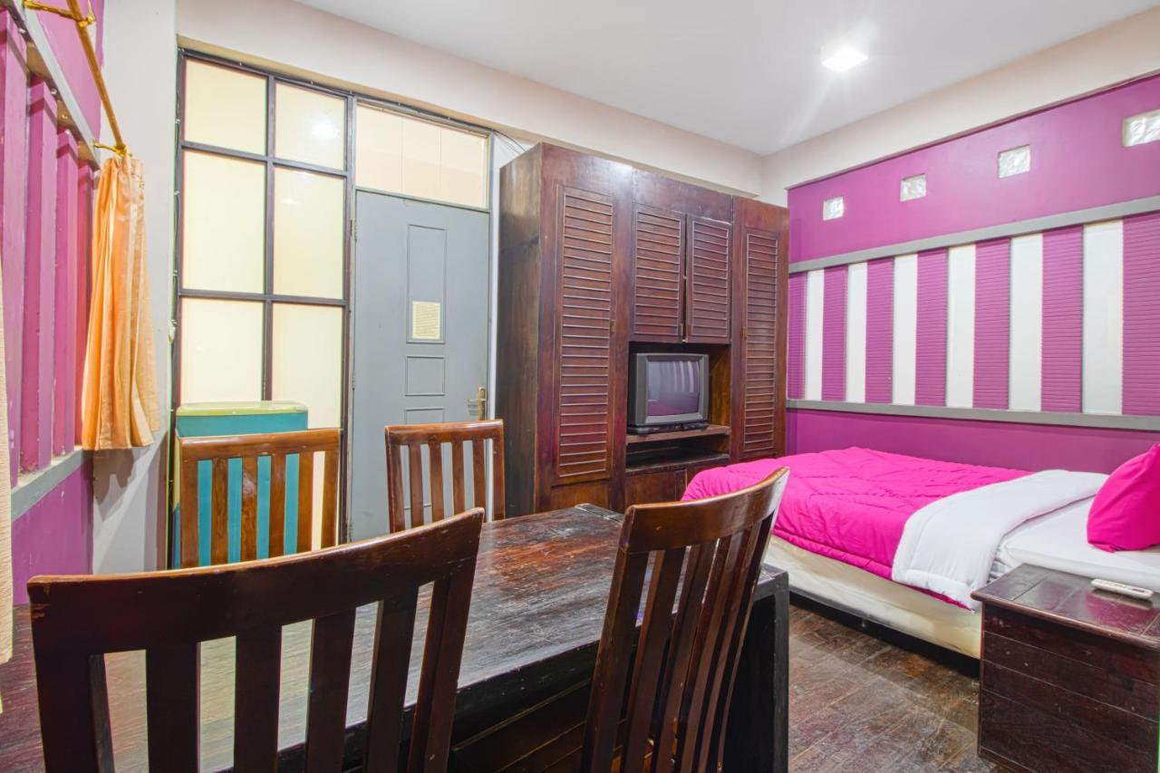 Capital O 90696 Tobana House Bintaro Jacarta Exterior foto